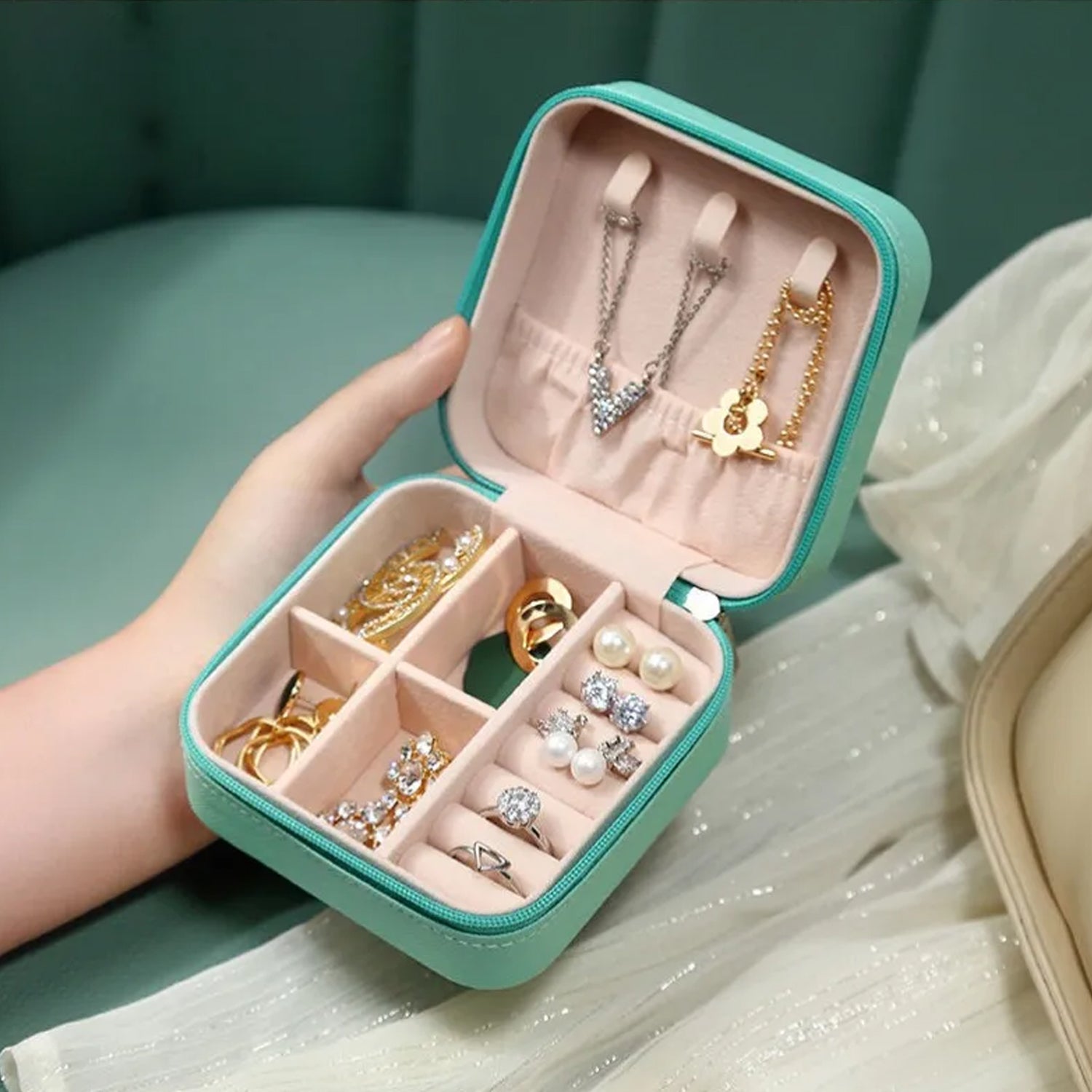 Mini Portable Jewelry Box